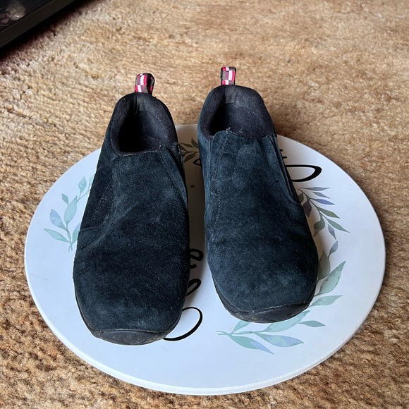 Merrell Jungle Moc Slip On Shoes in Black Suede Leather kids size 5. - Picture 6 of 17